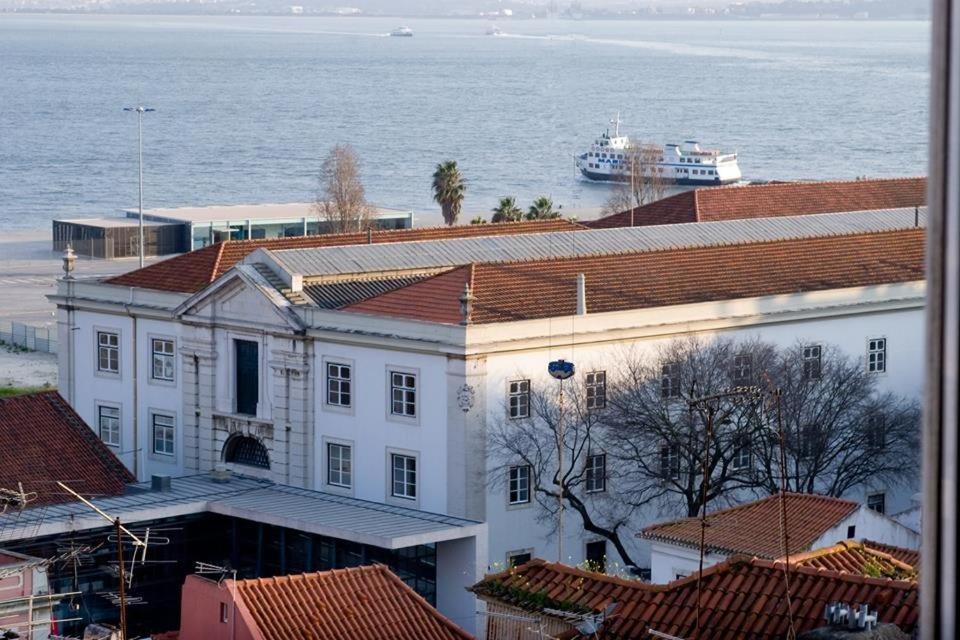 Pequeno Hostel Лиссабон Экстерьер фото
